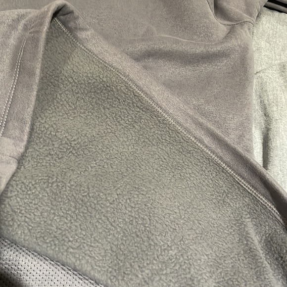 50% Discount New With Tags Under Armour womens fleece size Large - Picture 6 of 6